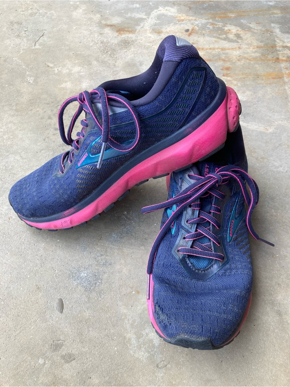 Brooks Ghost Women's Navy and Pink Running Shoes